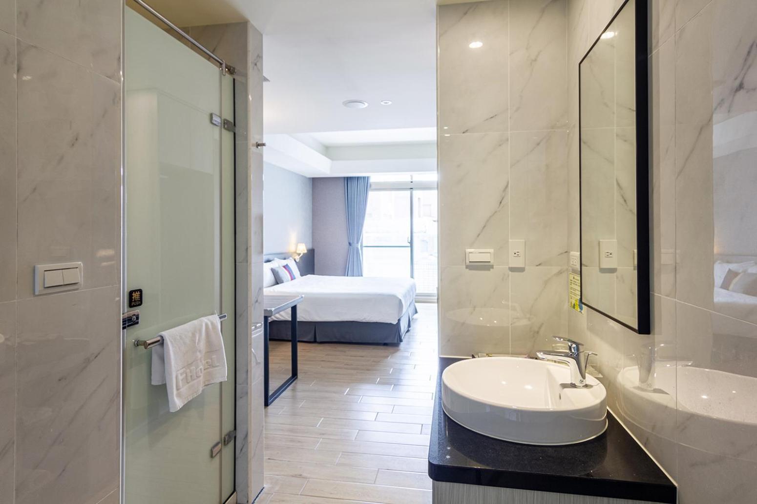 Check Inn New Taipei Luzhou Εξωτερικό φωτογραφία
